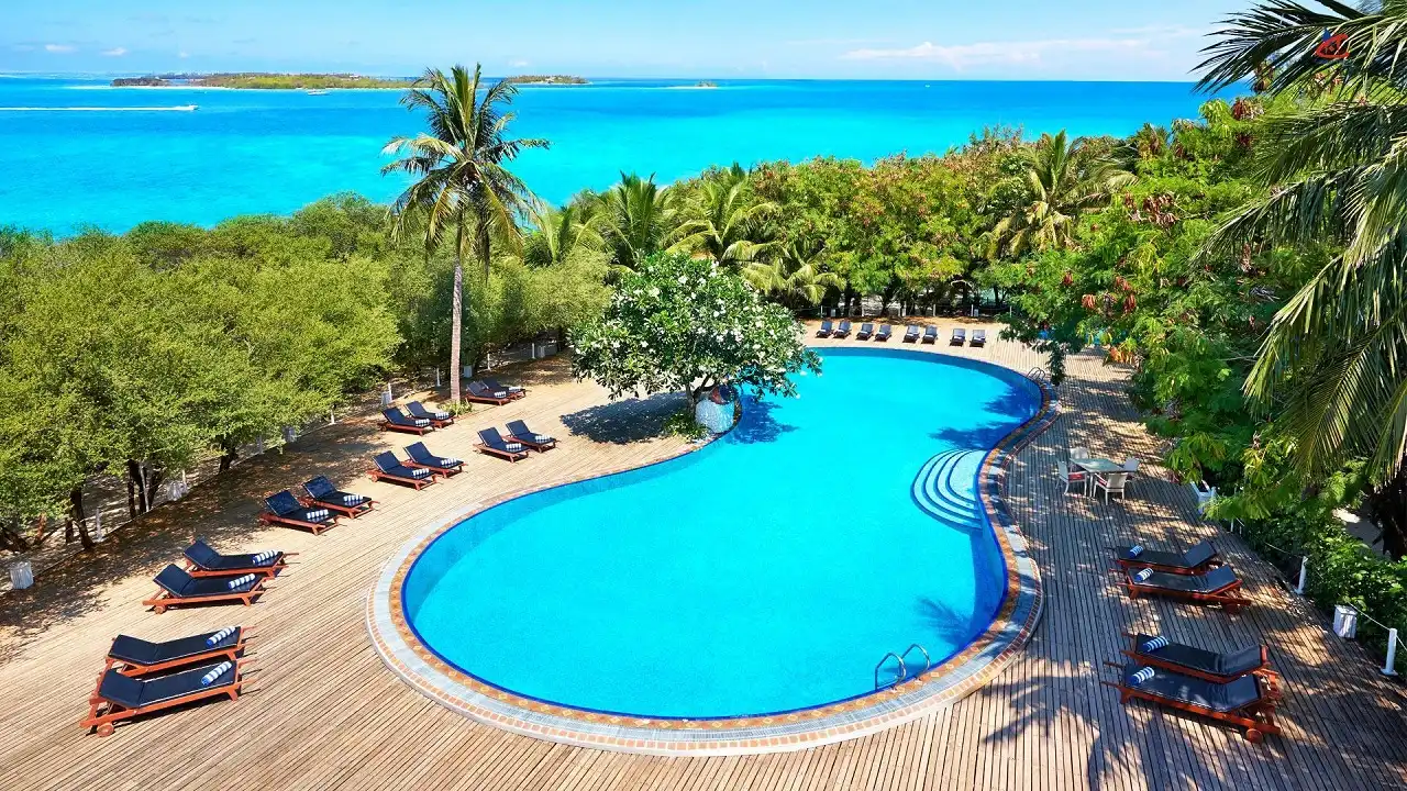 Day Visit A Resort in Maldives