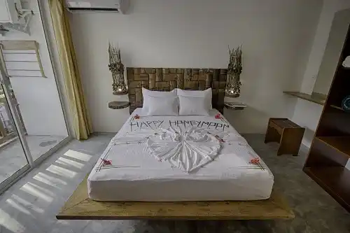 island break maldives room21