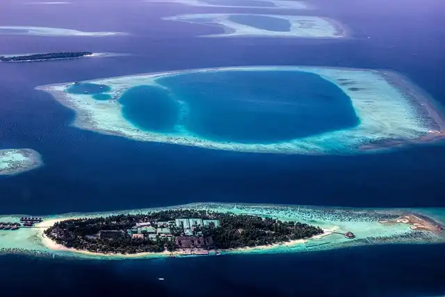 Maldives in March - aerial view during transition season