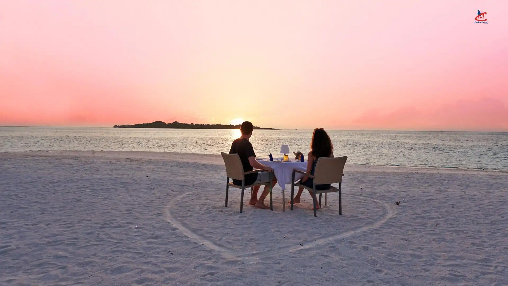 Romantic breakfast in Maldives
