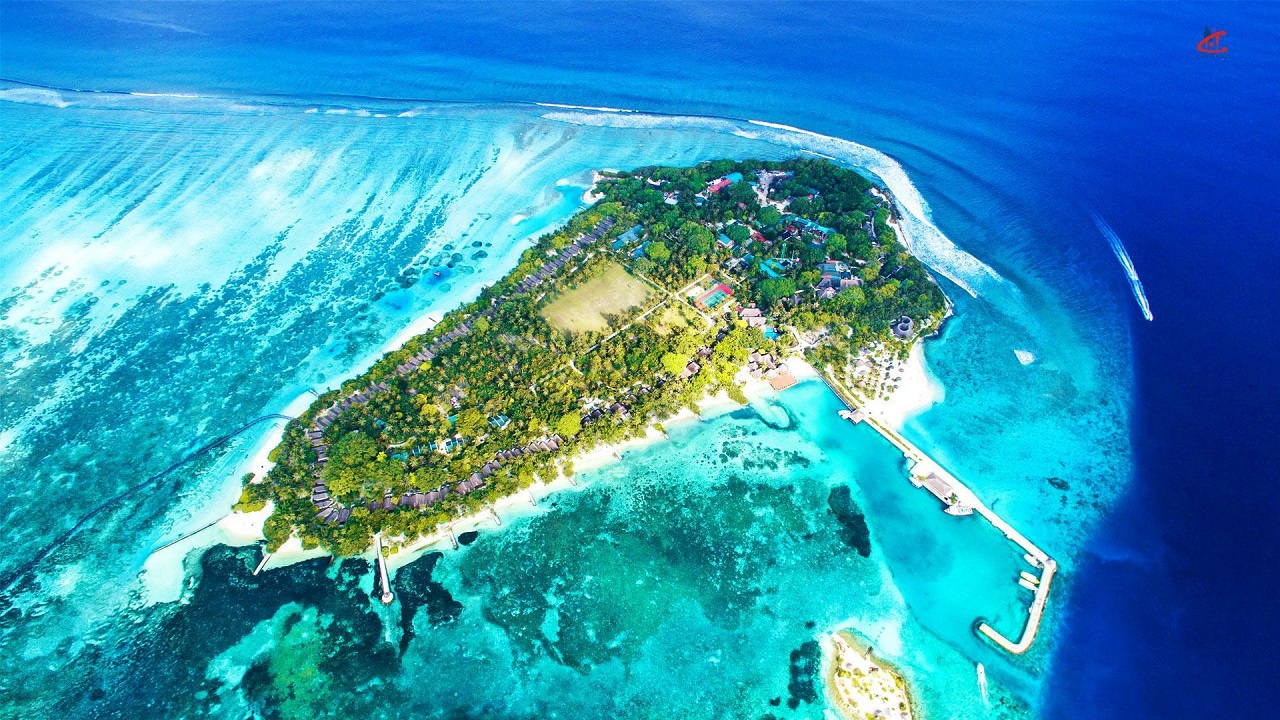 Adaaran Select Hudhuran Fushi Maldives