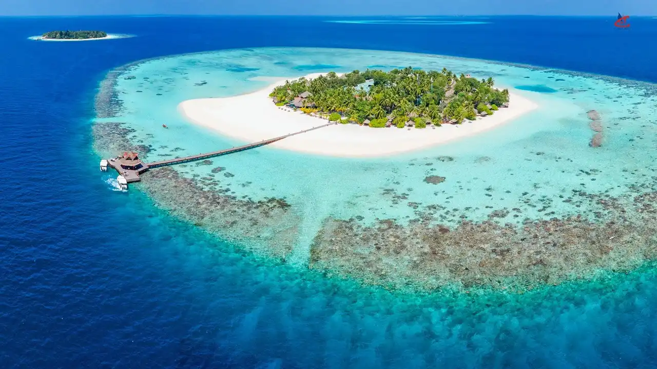 Banyan Tree Vabbinfaru Maldives Island Resort