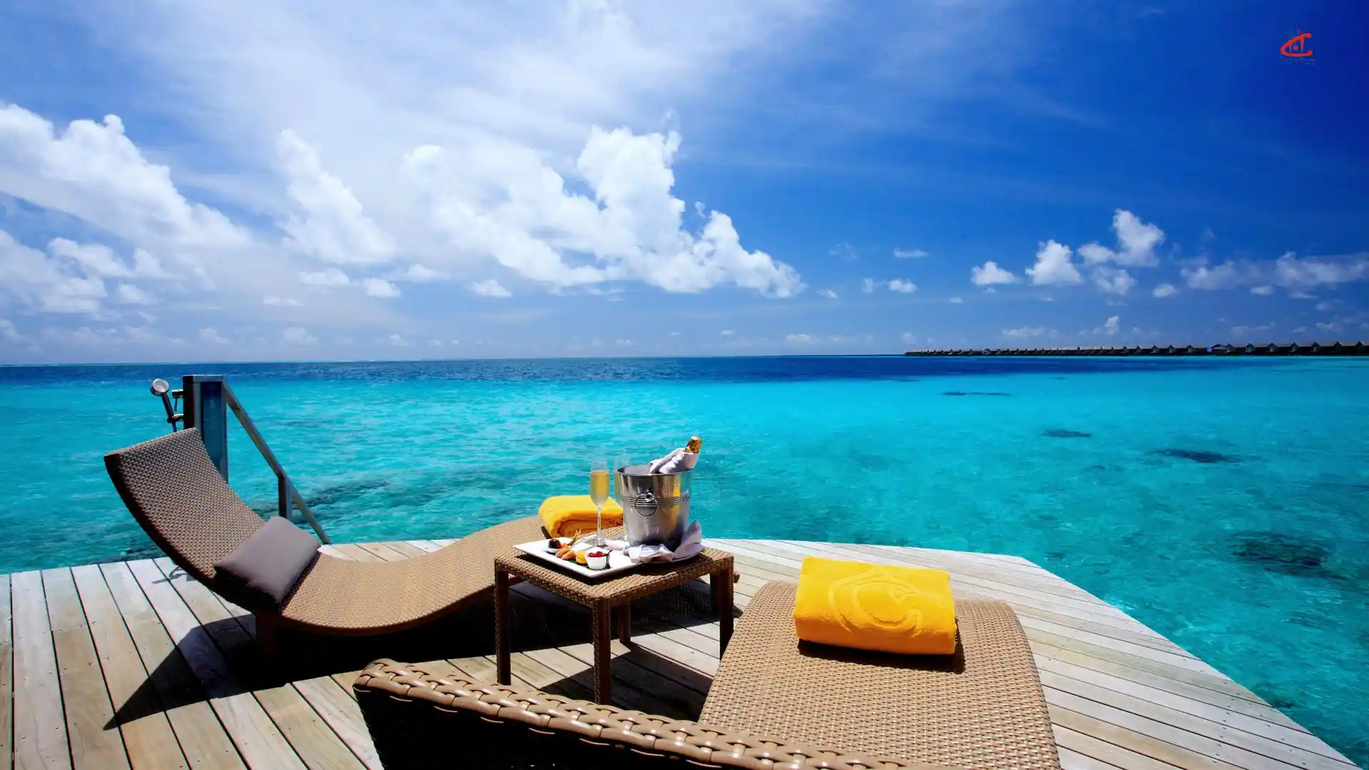 centara rasfushi island deluxe water villa