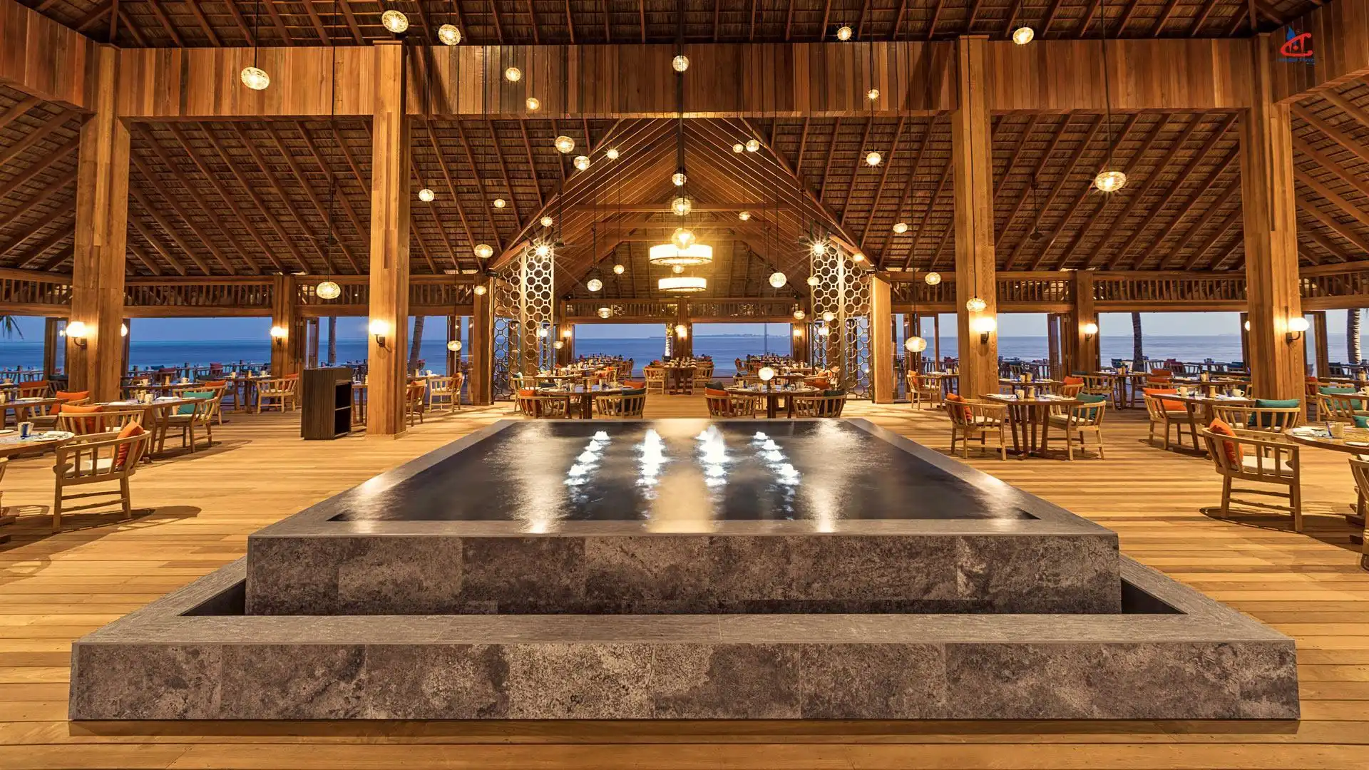 Hurawalhi Island Resort Maldives Pool