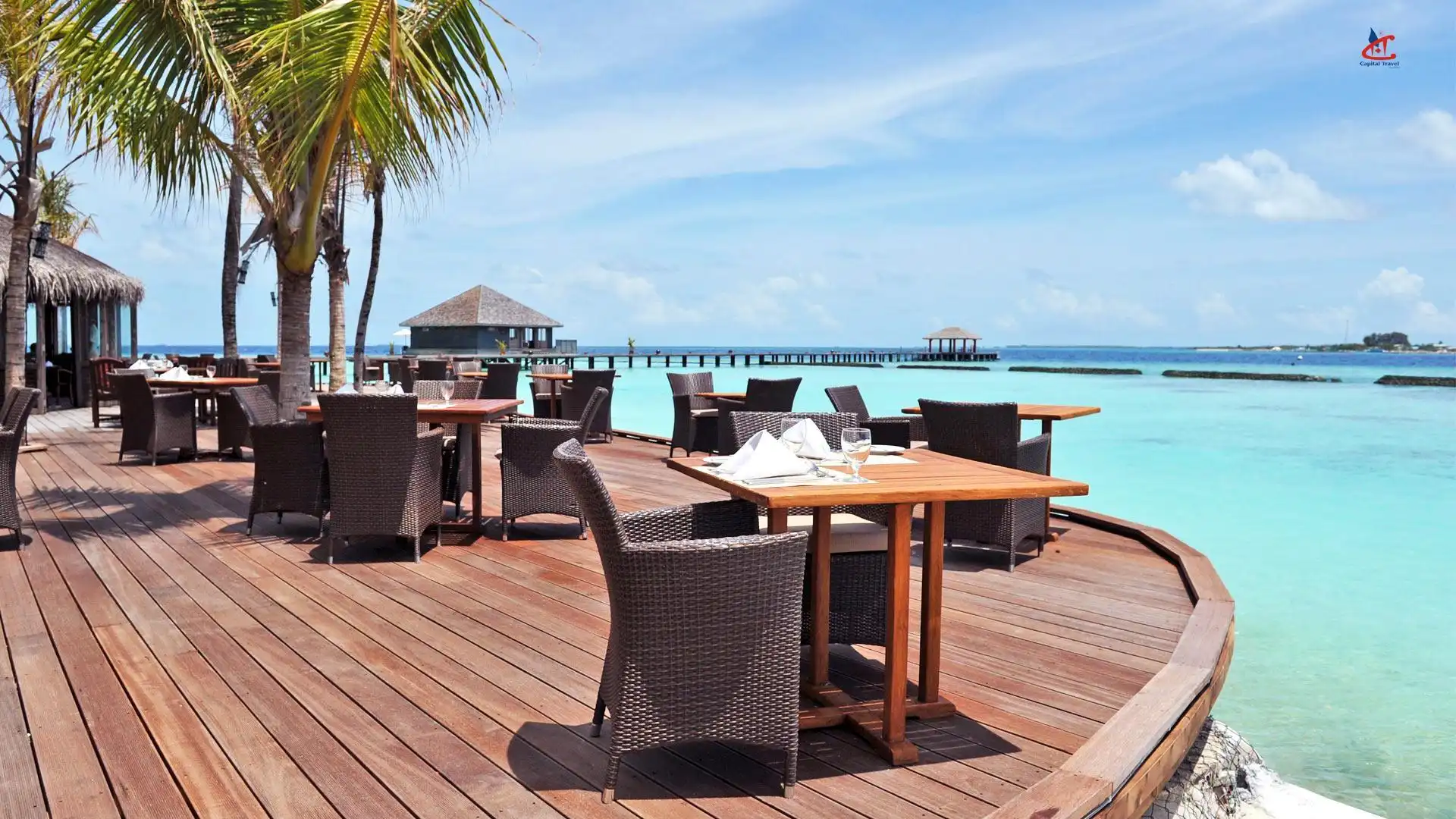 Komandoo Island Resort and Spa Restaurant