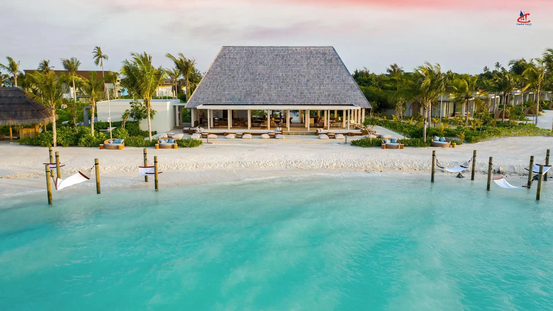 Kuda Villingili Resort Maldives Beach