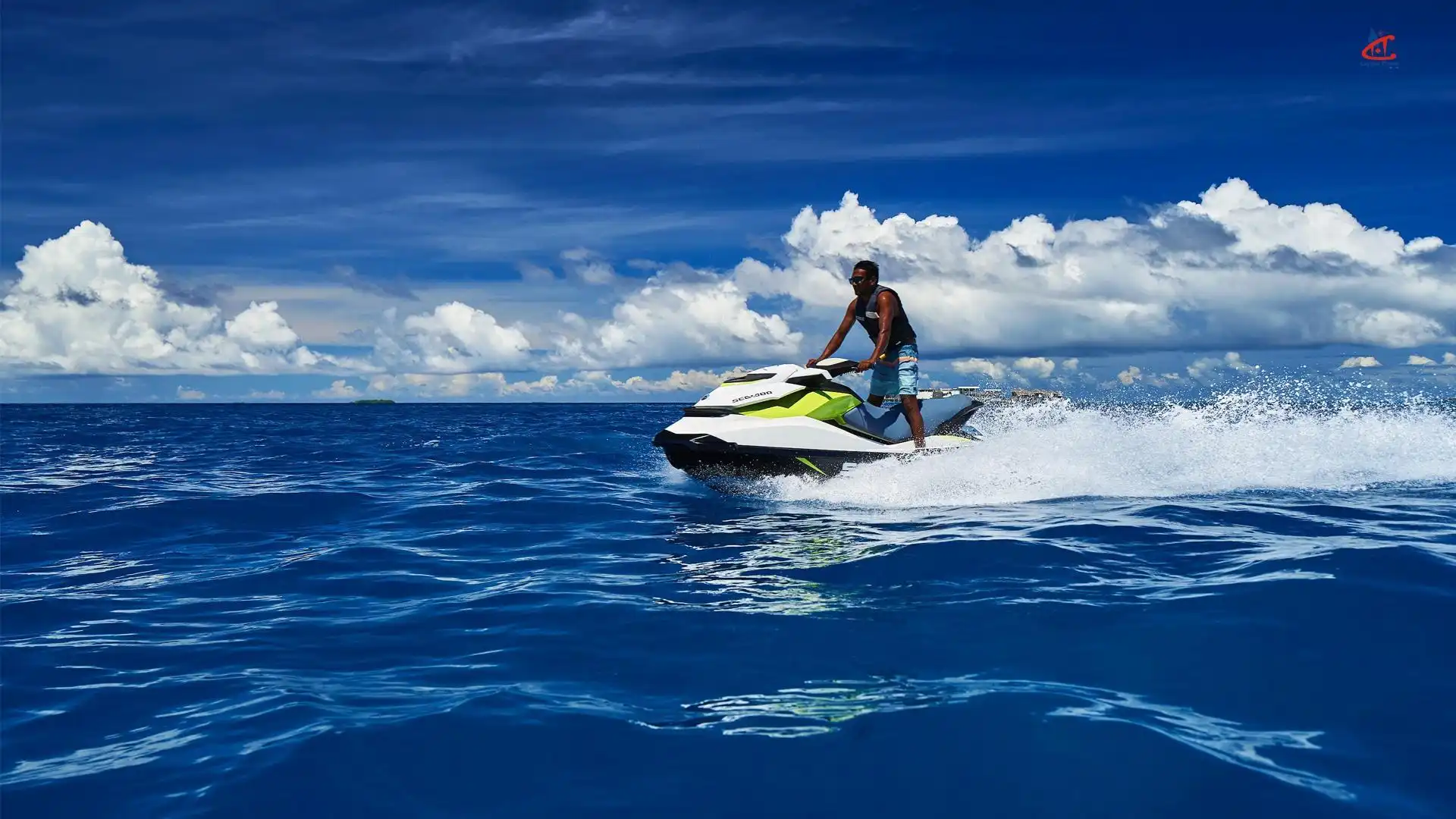 Raffles Maldives Meradhoo Resort Water sports