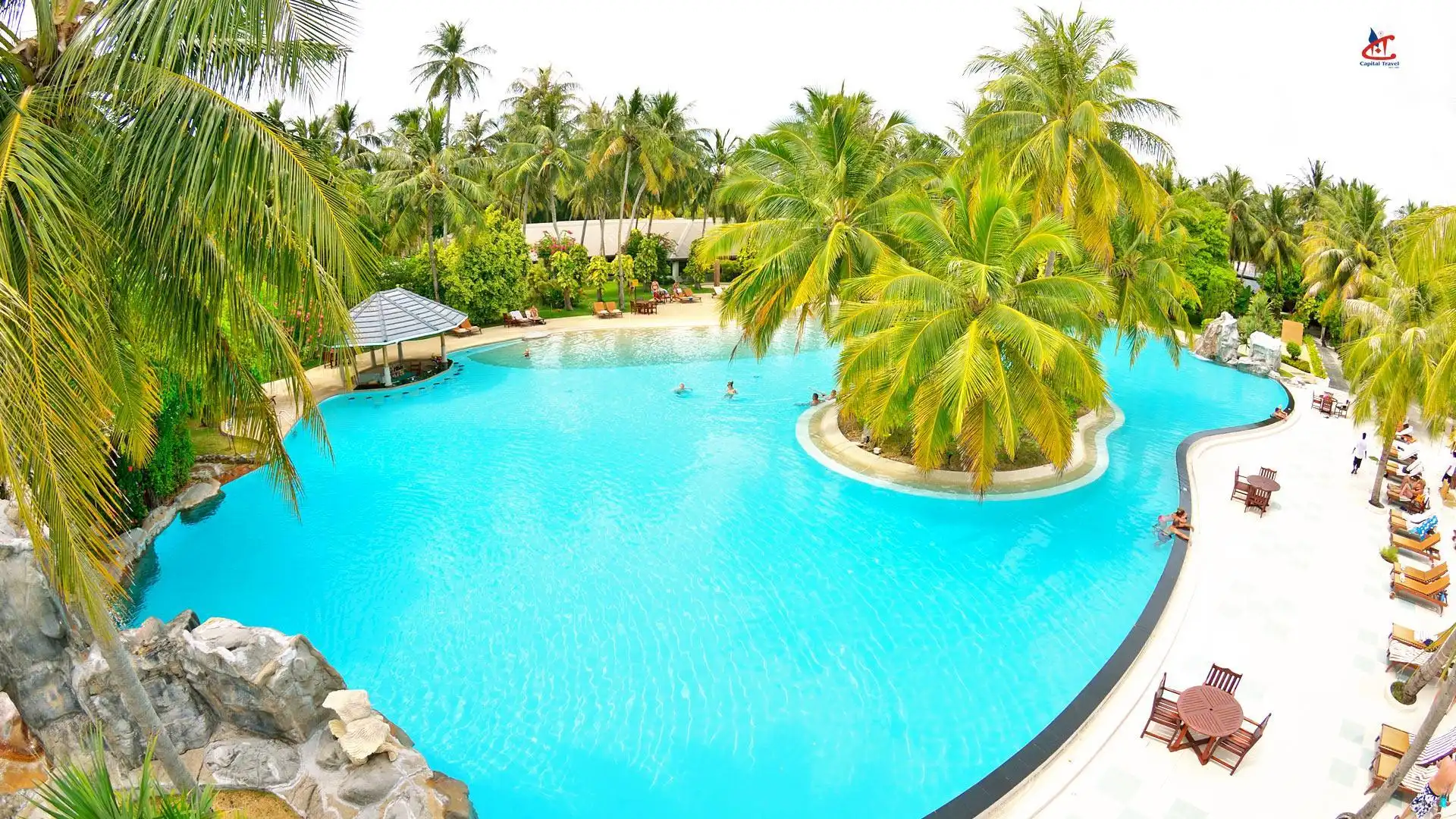 Sun Island Resort Pool