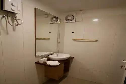 island break maldives room14