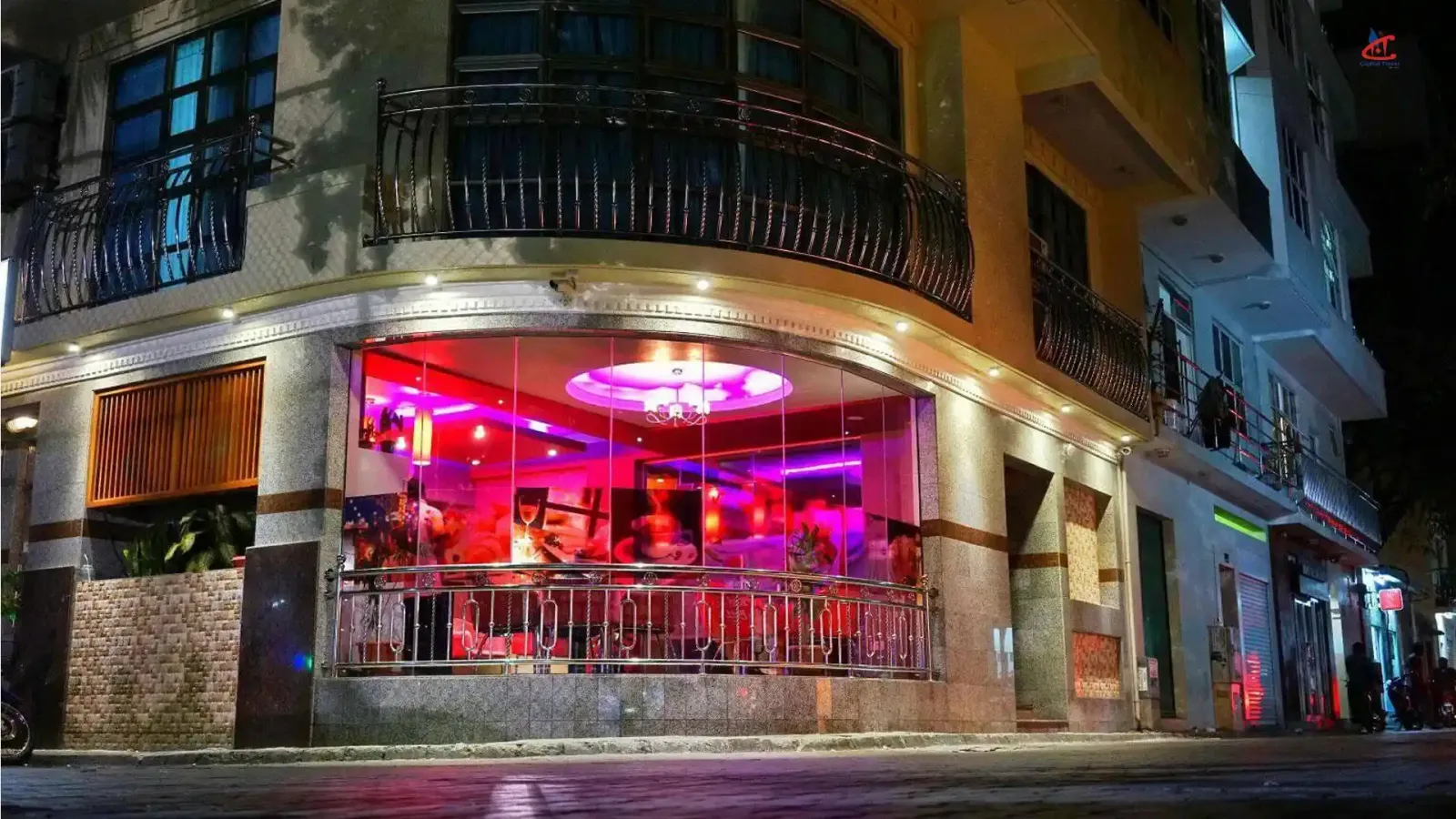 surfview hotel male city