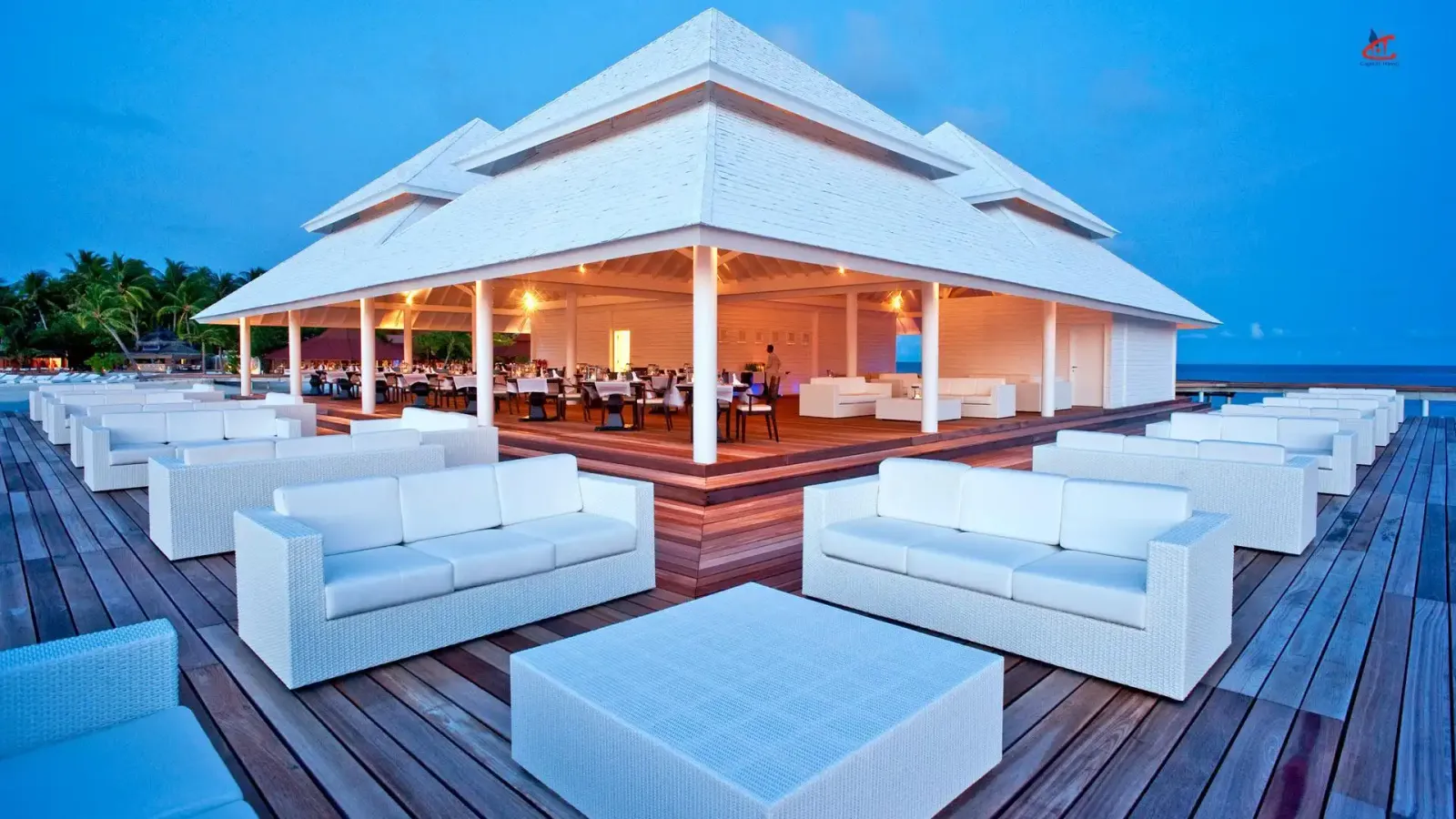 Diamonds Thudufushi Maldives Resort and SPA Restaurant