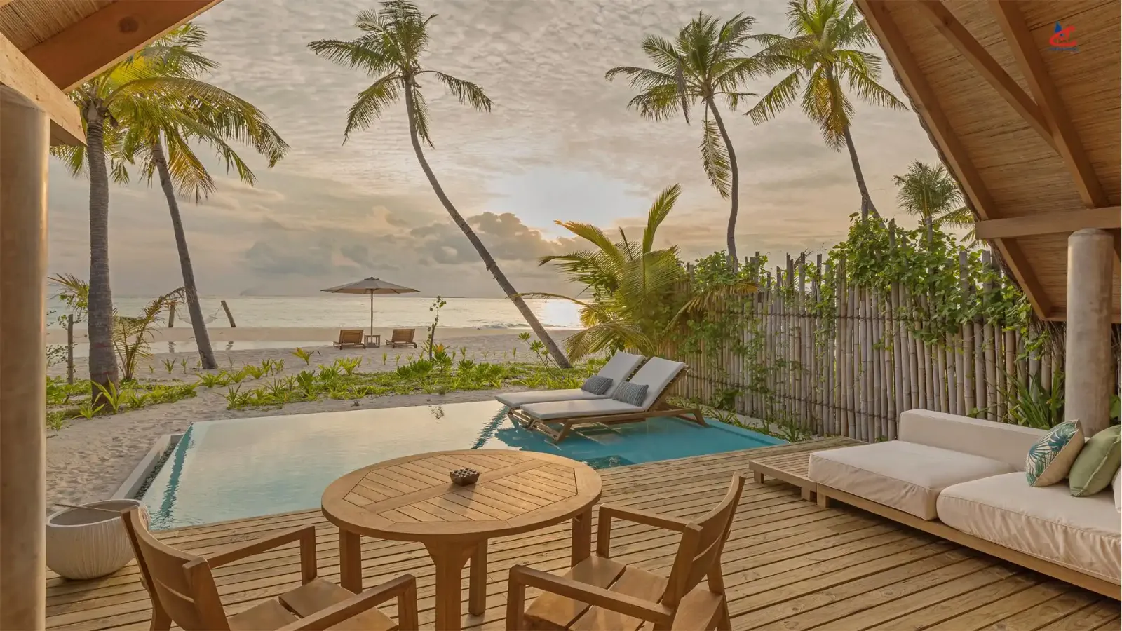 Fushifaru Maldives Island Beach Pool Villa