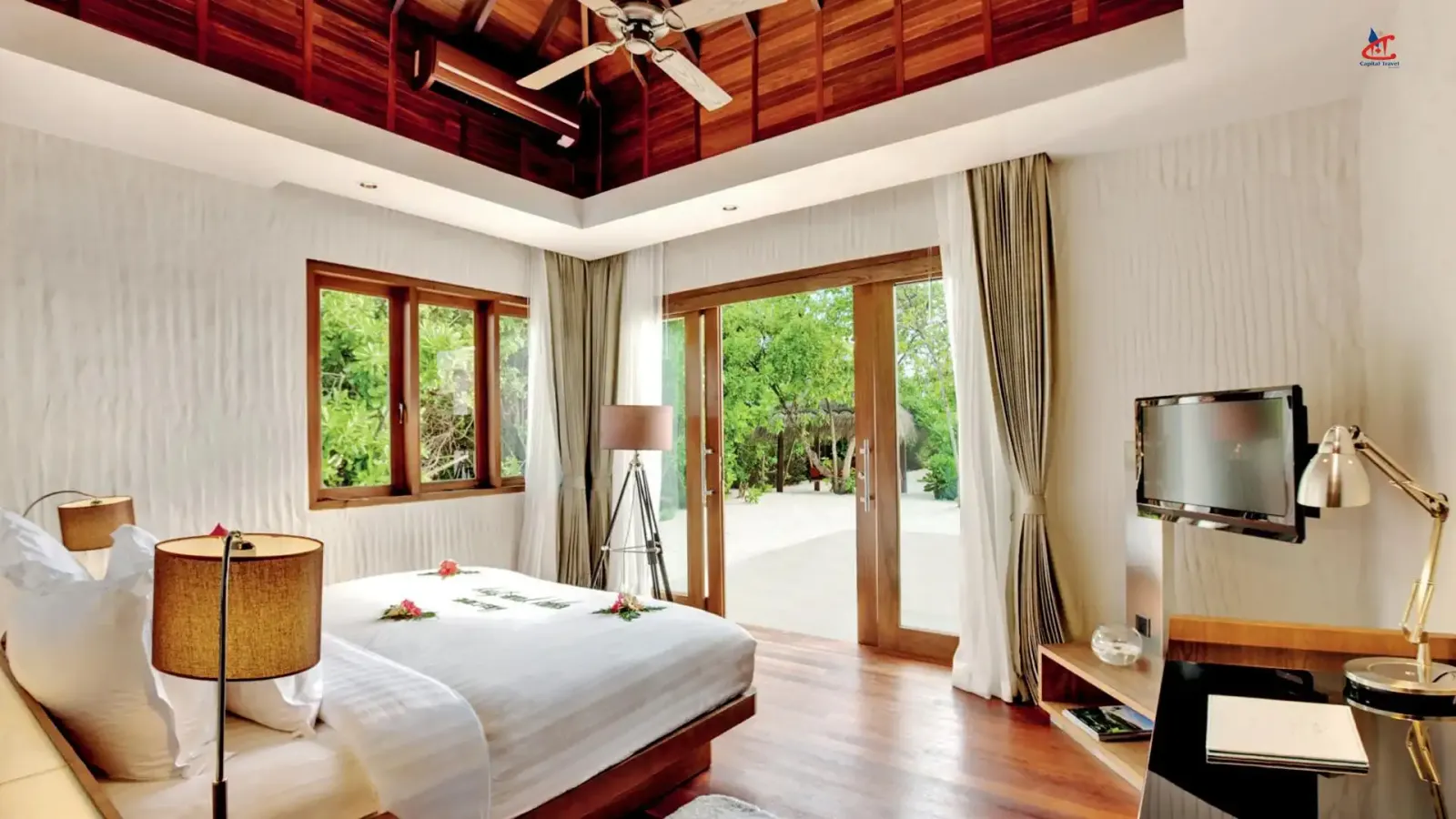 Hideaway Beach Resort and Spa Sunset beach Villa