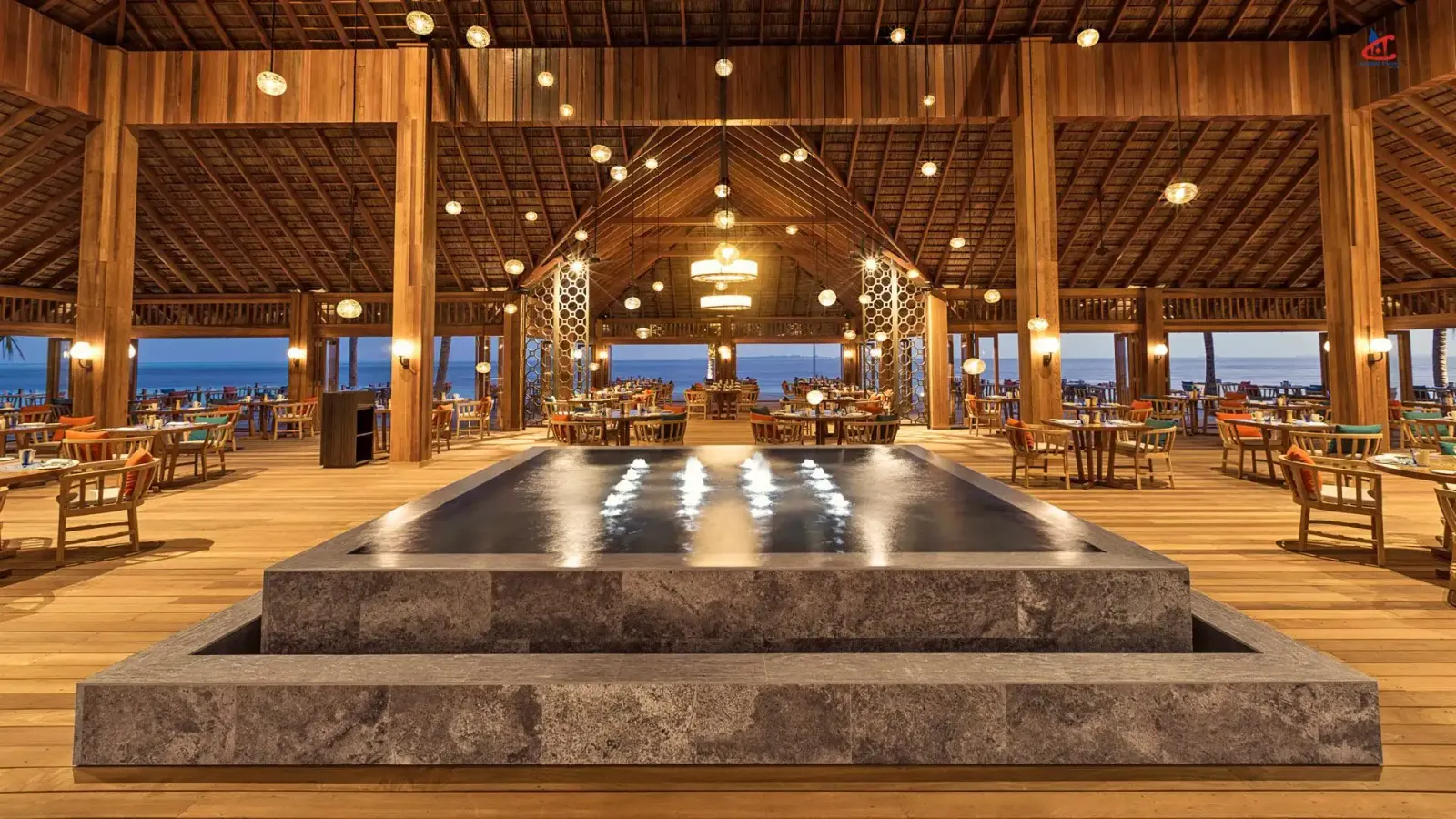 Hurawalhi Island Resort Maldives Pool