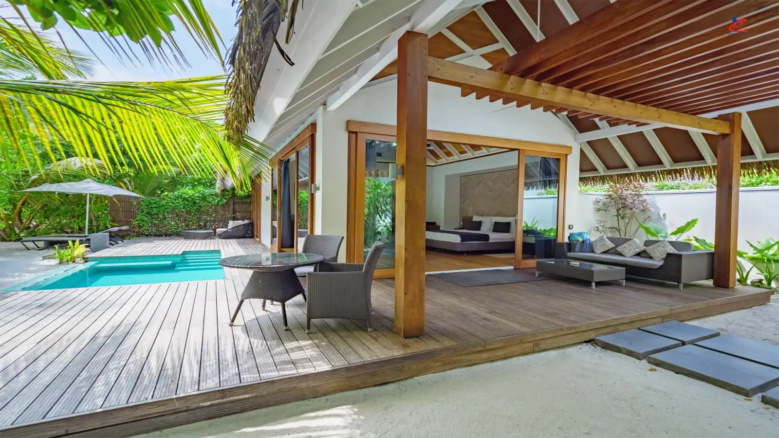 Kandolhu Maldives Island Resort Beach Pool Villa