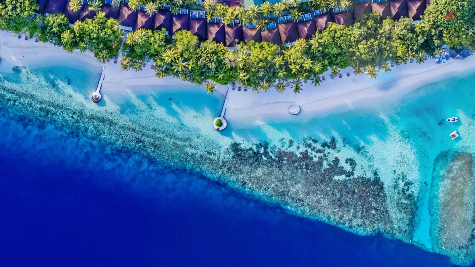 Lily Beach Resort and Spa Maldives Huvahendhoo
