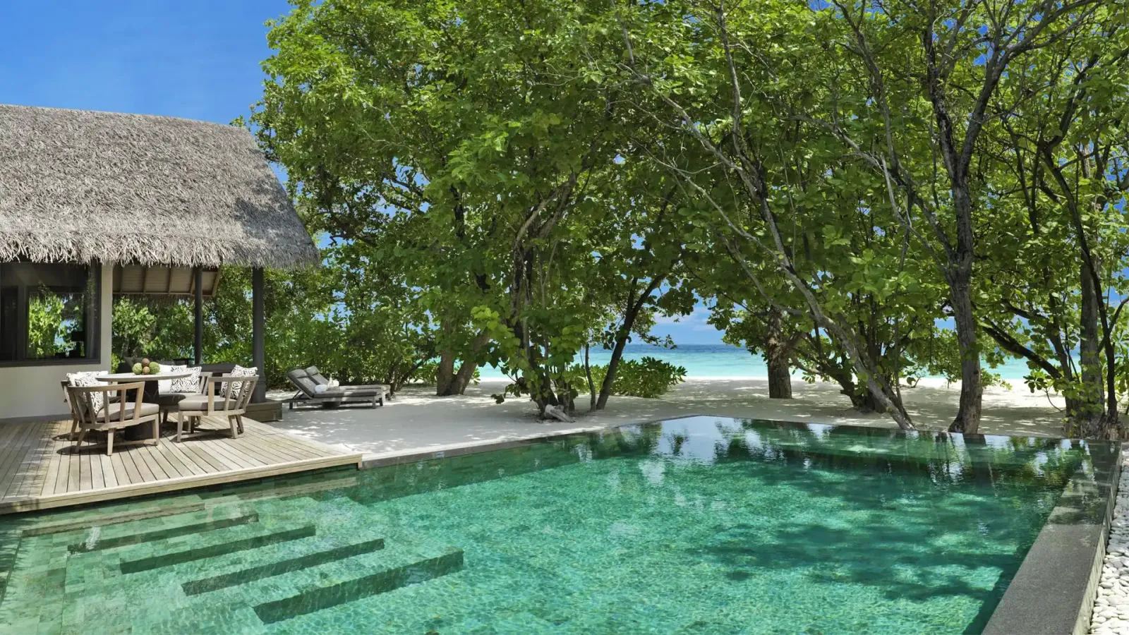Vakkaru Maldives Beach Pool Villa