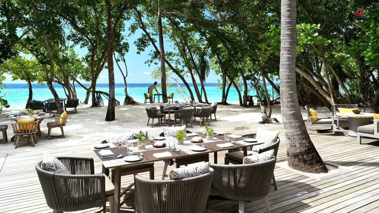 Vakkaru Maldives Beach