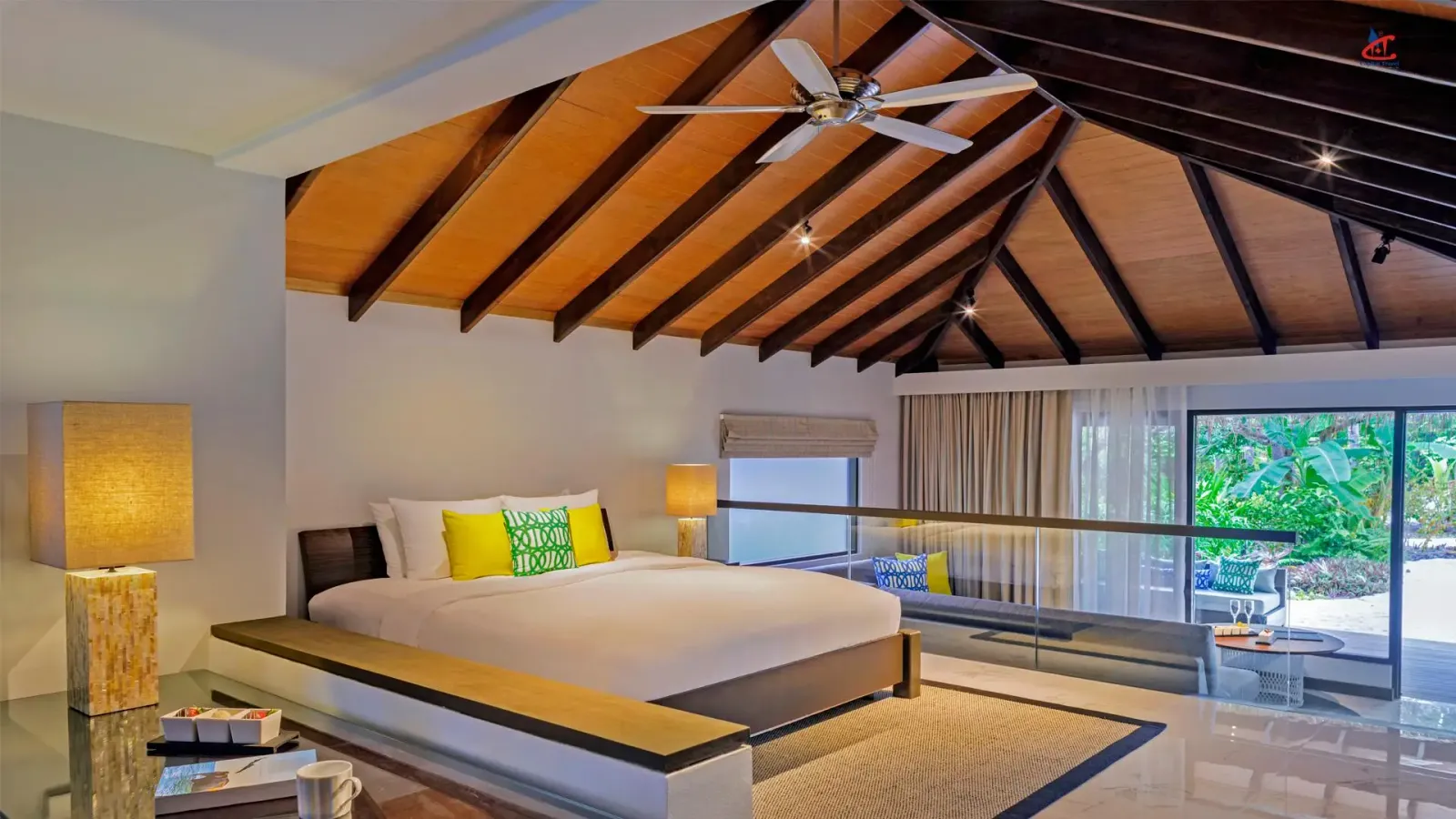 Velassaru Maldives Deluxe Villa