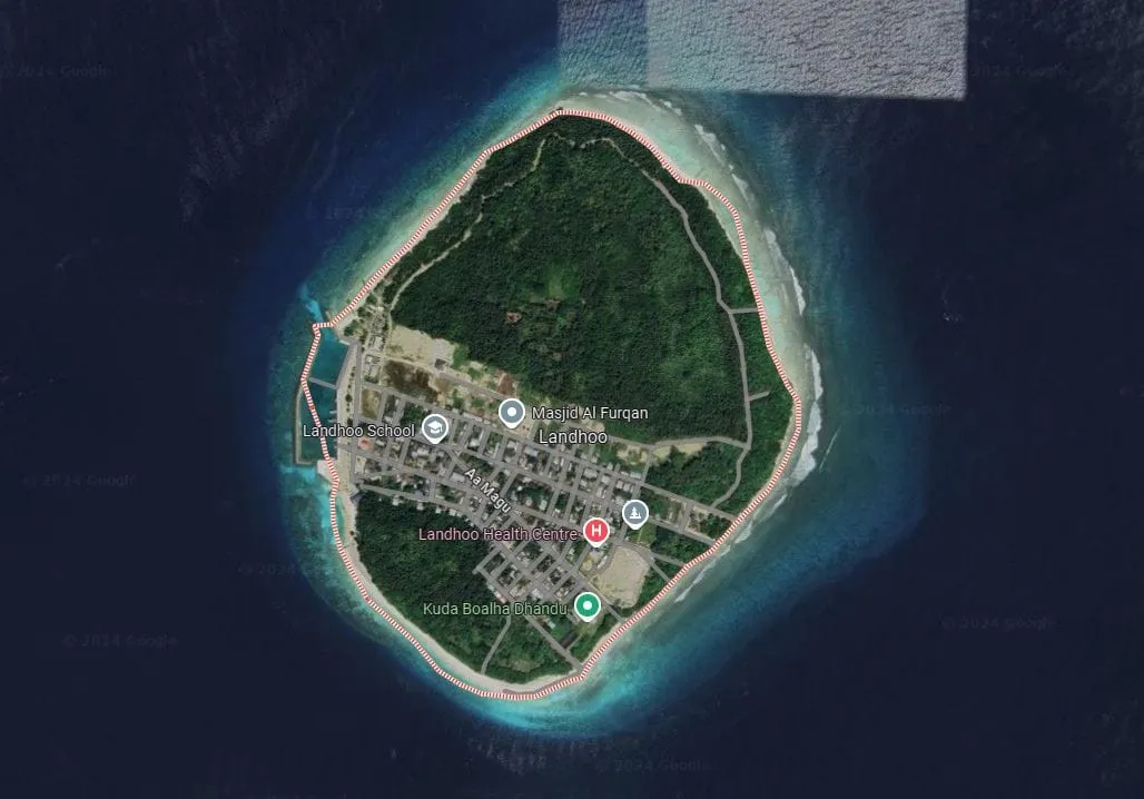 noonu Landhoo island
