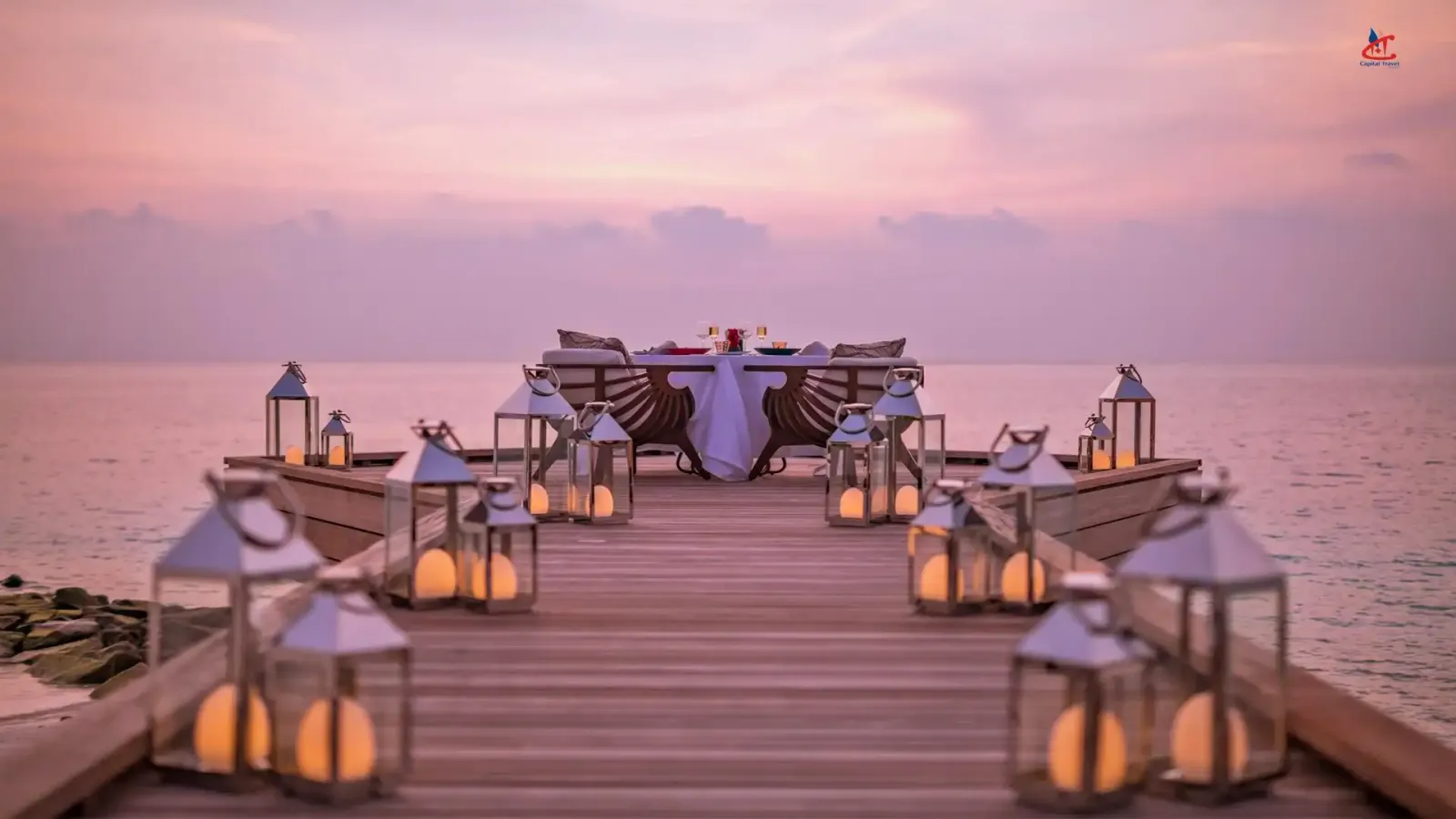 Jumeirah Olhahali Island Maldives Dinning