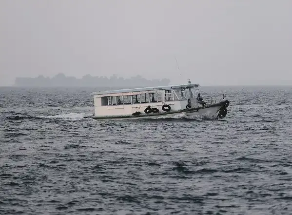 Ferry transfer between Male and Himmafushi
