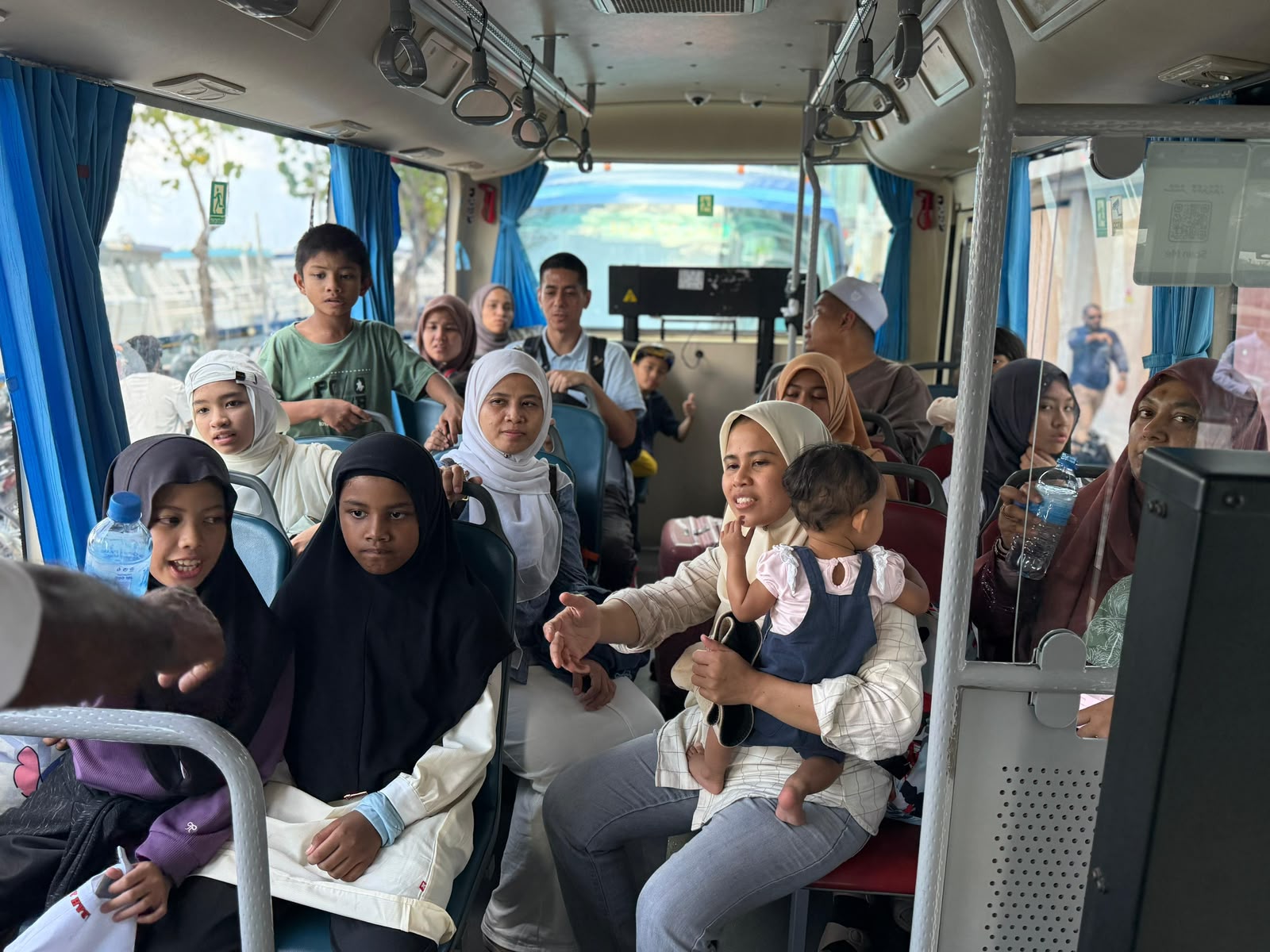 male city bus tour - Male City Tour